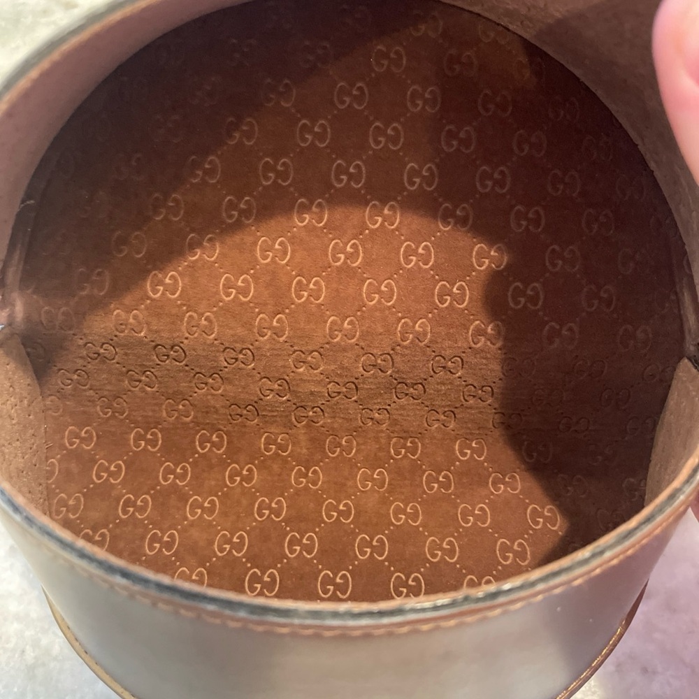 Y2K Gucci bronze sunglasses/glasses case - Picture 4 of 4